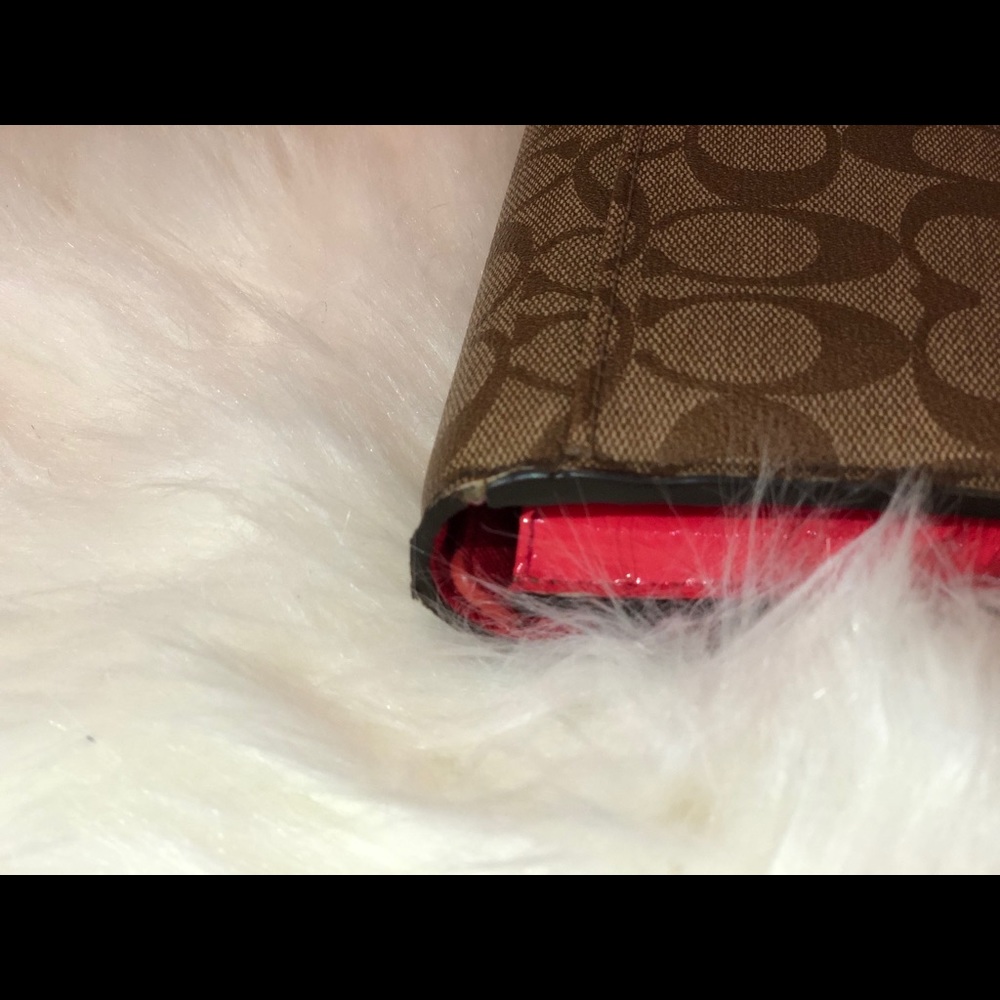 Coach Spring Wallet! - Picture 4 of 5